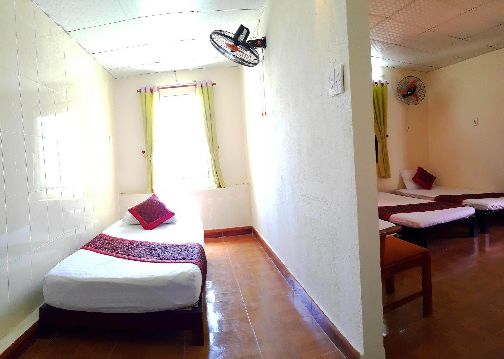 Memories Homestay ホイアン エクステリア 写真