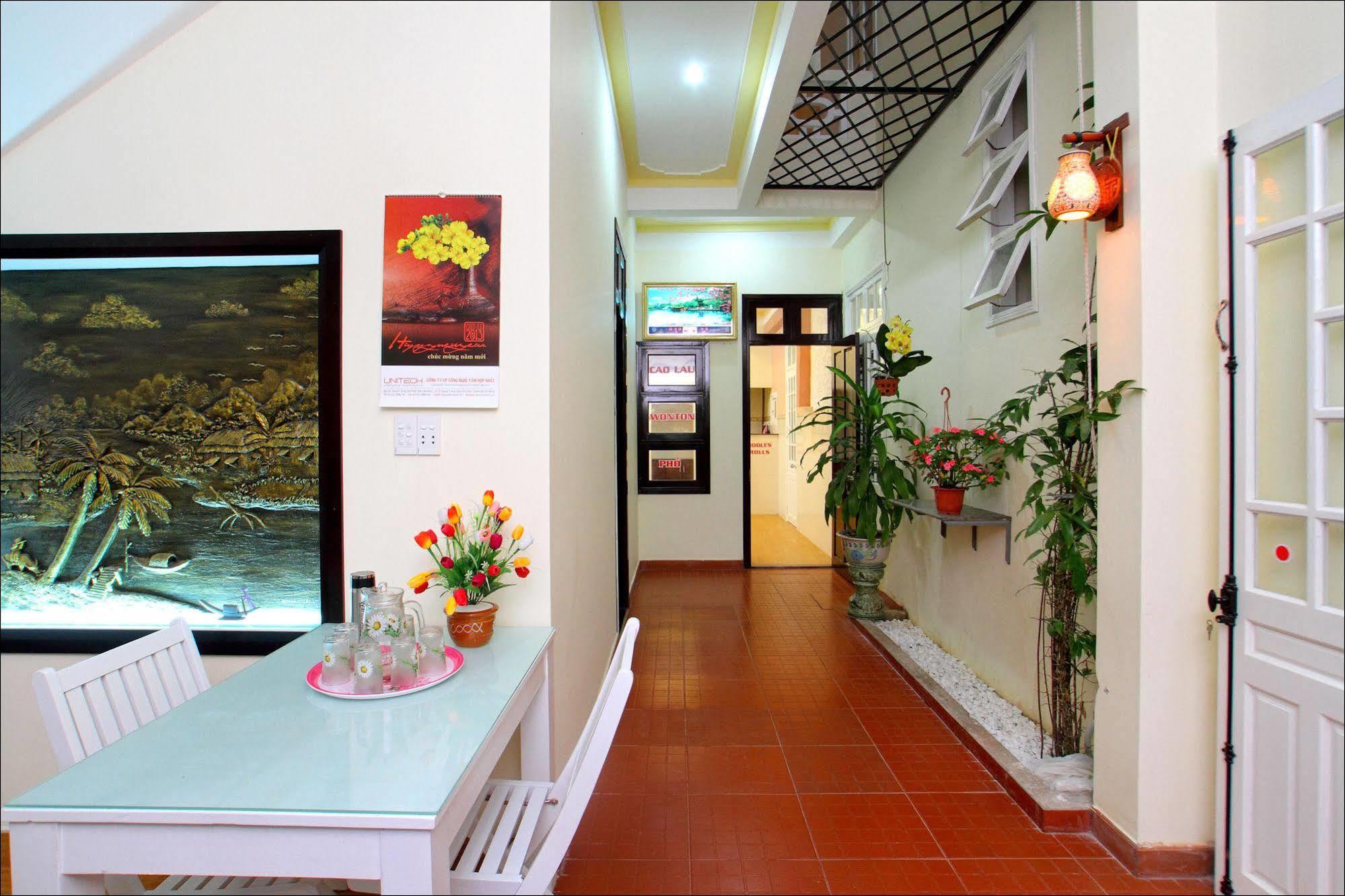 Memories Homestay ホイアン エクステリア 写真